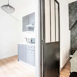 146 - Urban Cosy Flat In Apartment