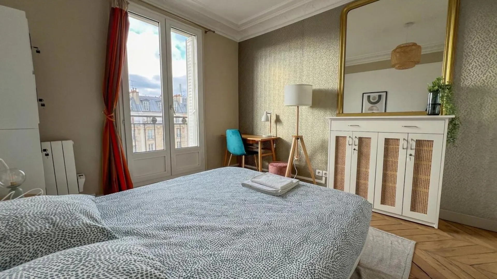 Flexliving - Whole Flat - Voltaire Apartment Paris France